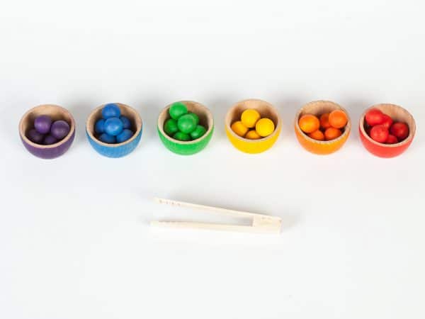 Bols et billes en bois - Jeu de tri - Grapat