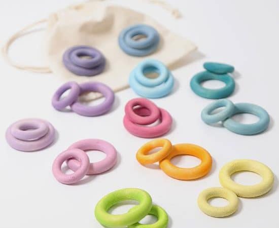 24 Anneaux de construction pastel en bois - Grimm’s