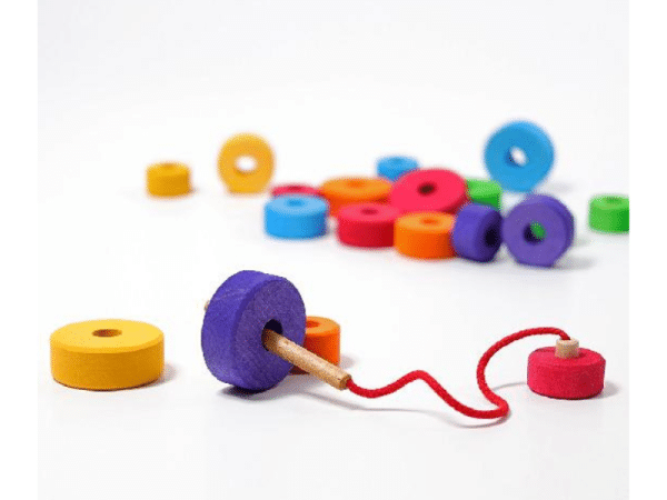 Jeu d'enfilage - Grimm's