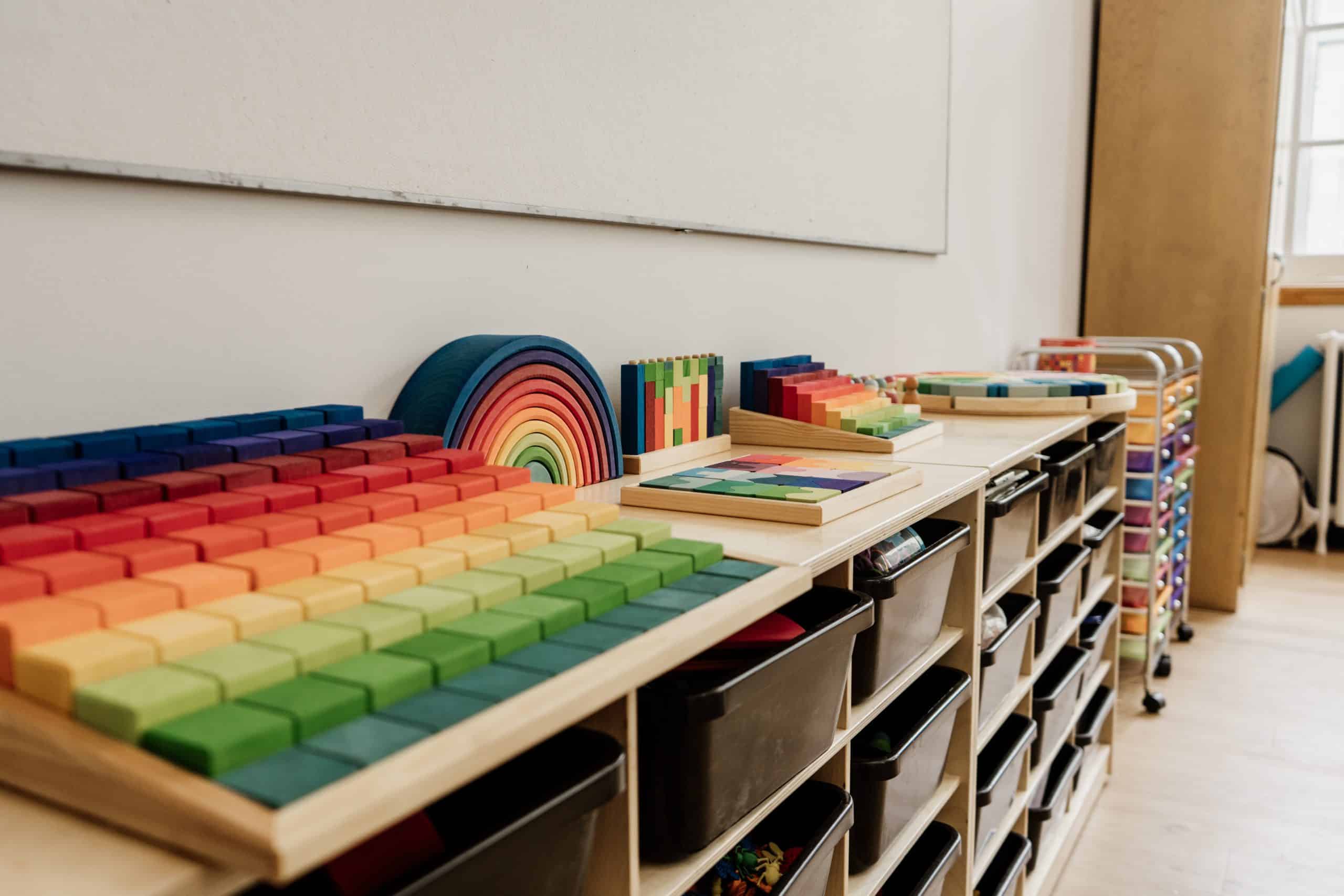 Arc-en-ciel en bois - Monde des nombres - Grimm’s