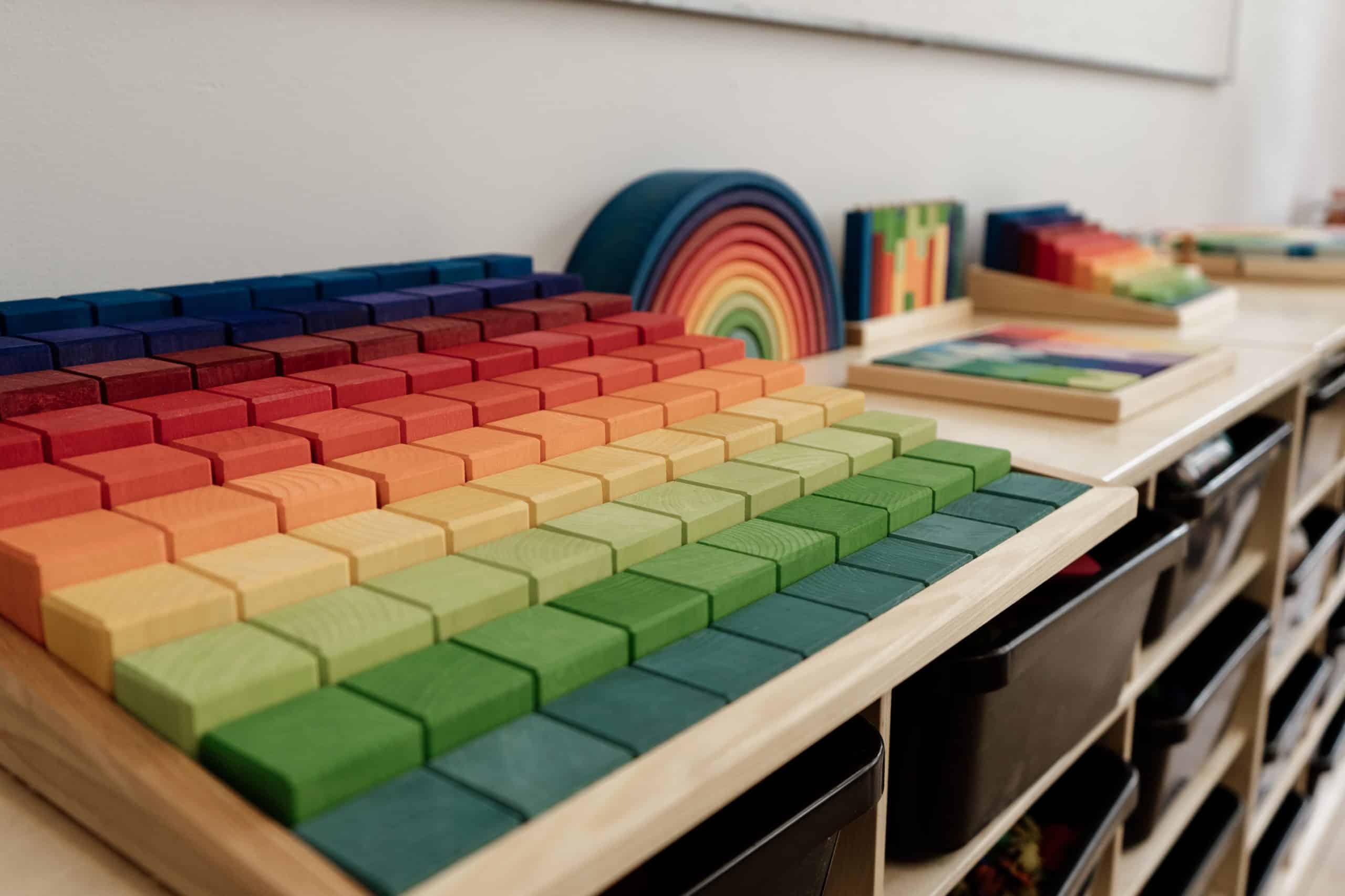 Arc-en-ciel en bois - Monde des nombres - Grimm’s