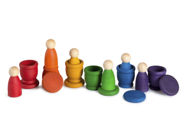 Petits personnages, pot et pièces en bois colorés - Grapat
