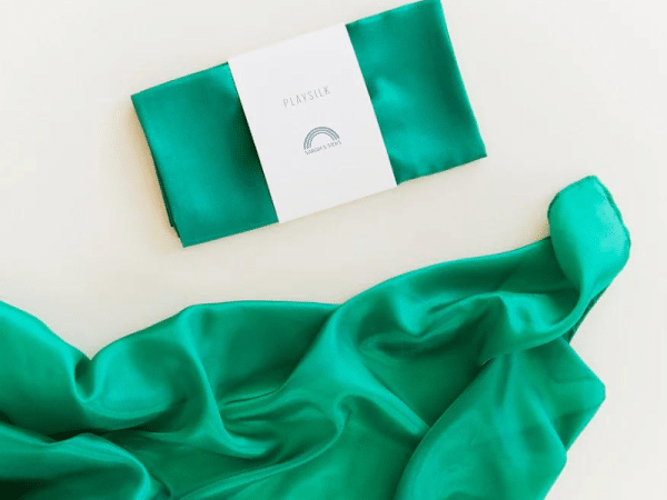 Soie de jeu (playsilk) - Émeraude - Sarah's Silks