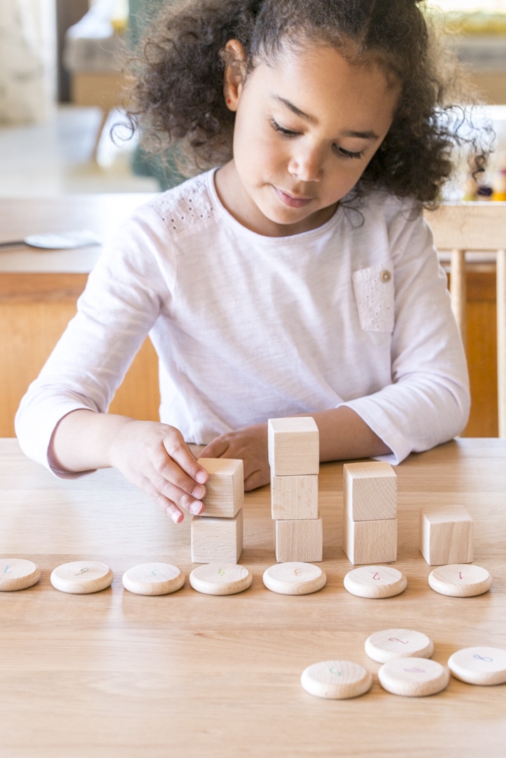 60 pièces à compter en bois - Grapat