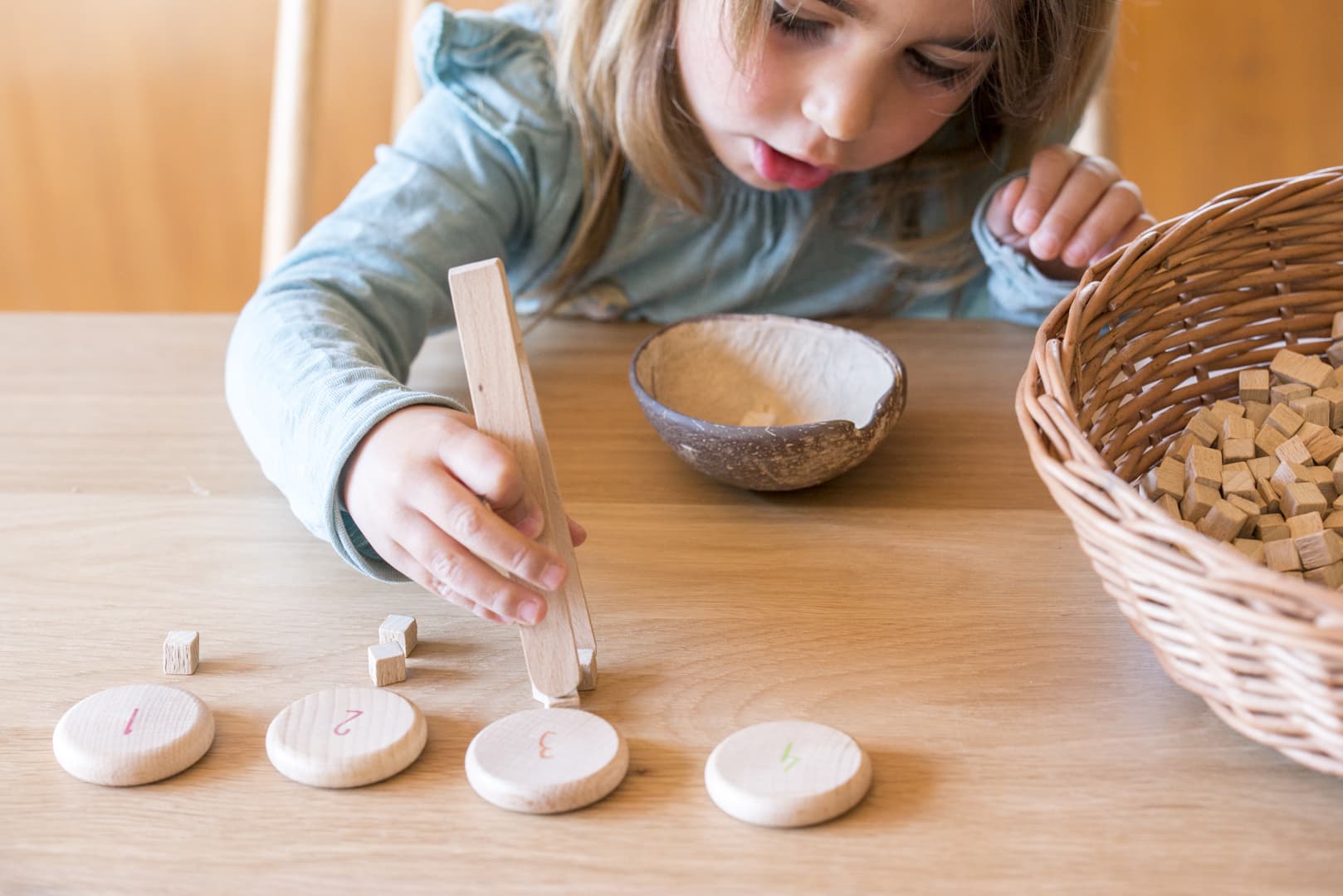 60 pièces à compter en bois - Grapat