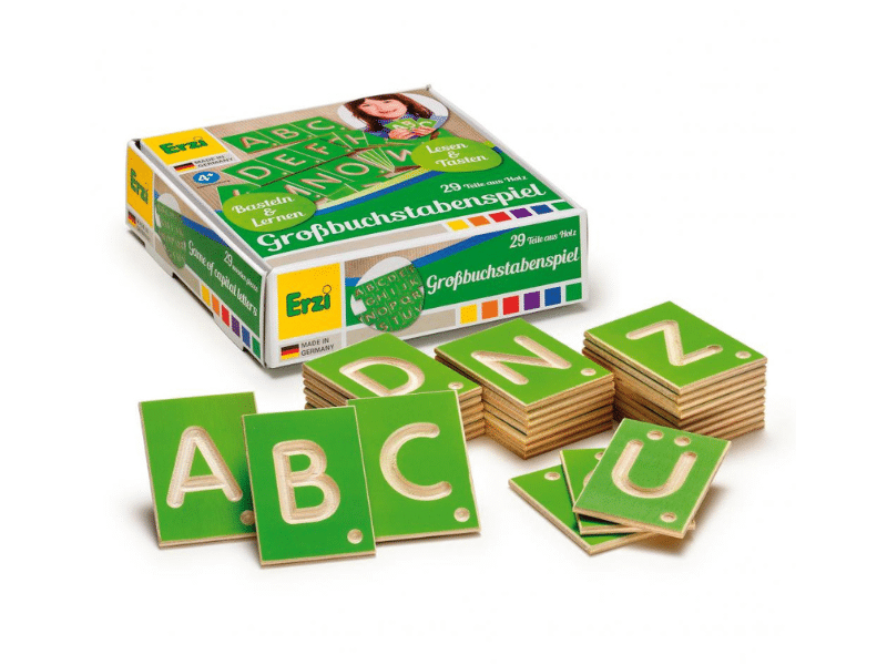Lettres majuscules à manipuler - Erzi